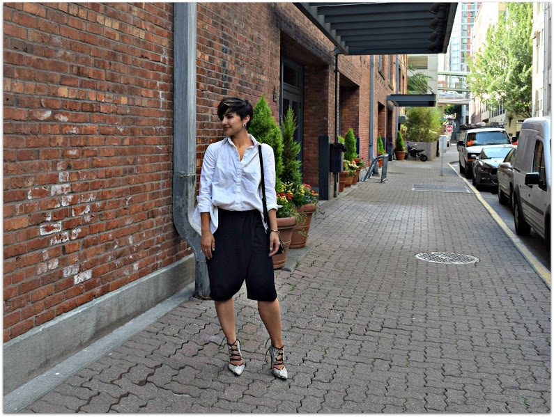 Minimal Street Style Seattle Blogger
